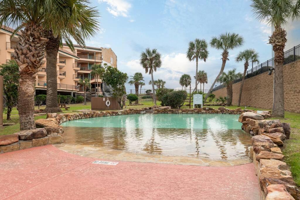 Baca Beach Escape I - 3 Pools - Pet Friendly Галвестън Екстериор снимка