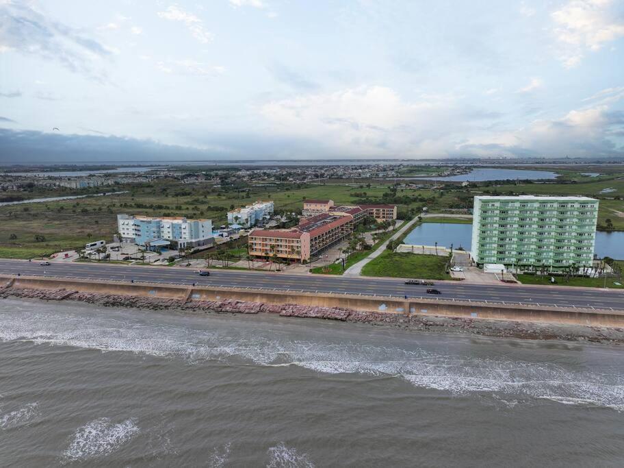 Baca Beach Escape I - 3 Pools - Pet Friendly Галвестън Екстериор снимка